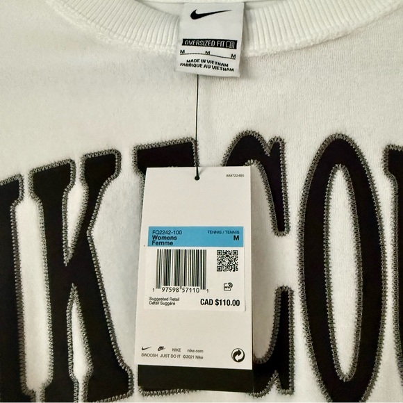 Nike White Tennis Winged Cropped Sweatshirt with Black Lettering NWT - Picture 3 of 7